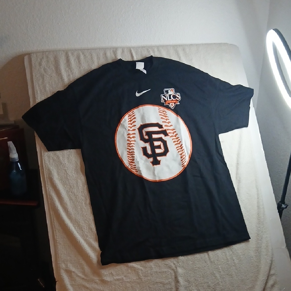 S F. Giants NLCS 2010 WEST DIVISION CHAMPS TEE- SHIRT XL Murina Blsck / Orange